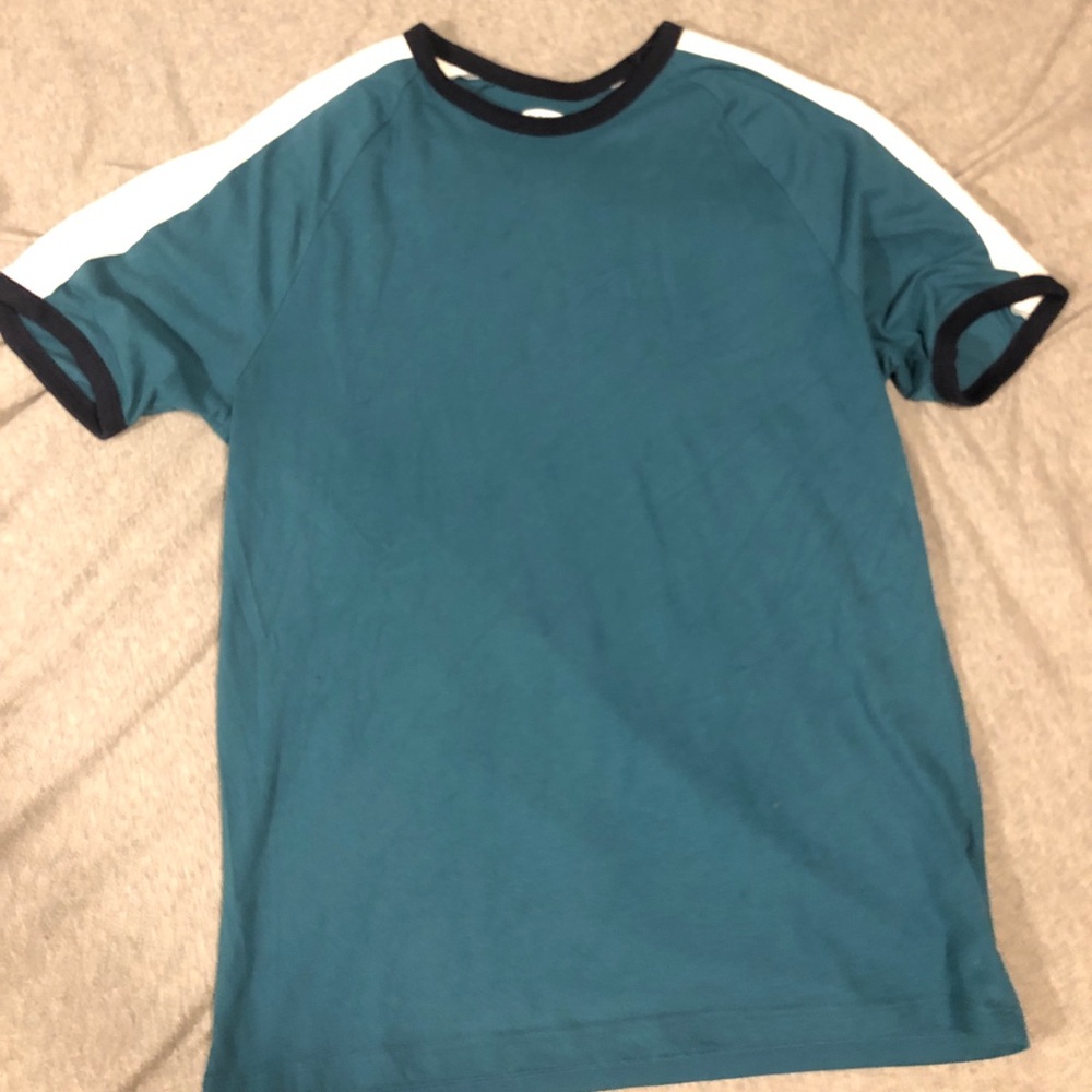 Old Navy T-shirt